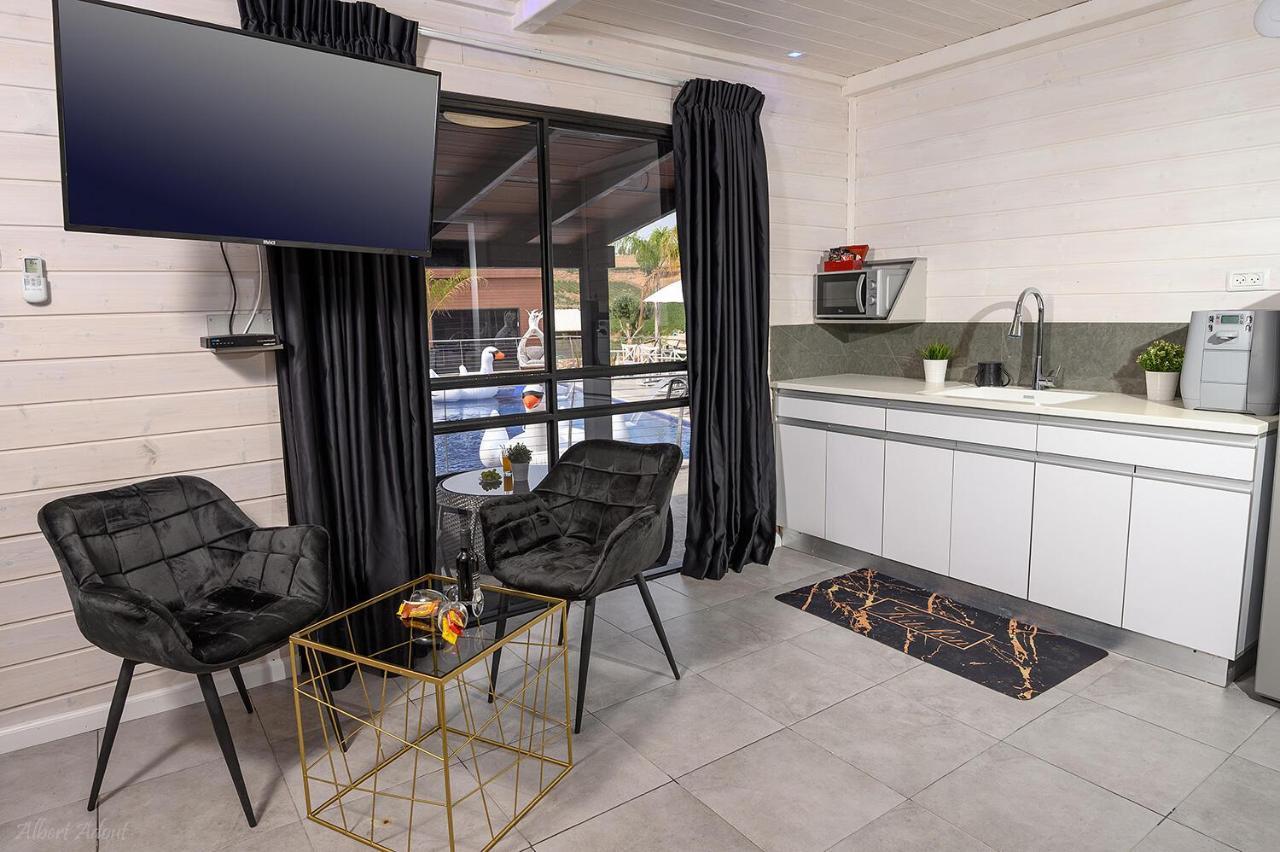 אוטופיה בצפון - מתחם אירוח מפואר Hotel Dalton Quarto foto
